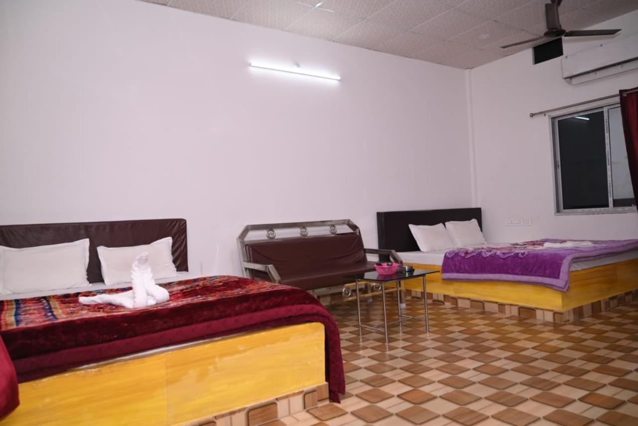 Chang Ghar Resort Казиранга Экстерьер фото
